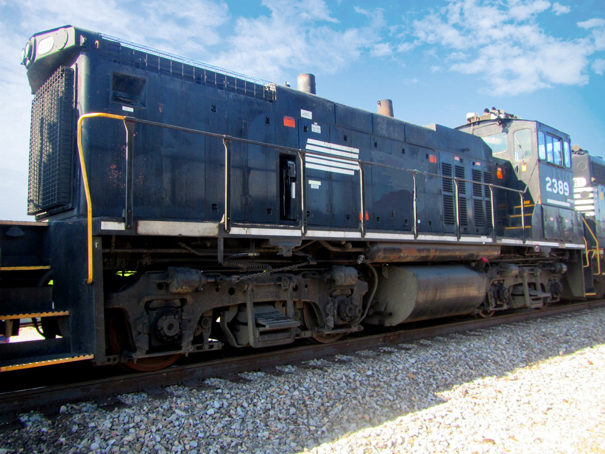 MP15DC Locomotive for Sale or lease
