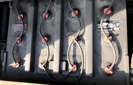 GP38-3_Unit5837_8 GP38-3 Locomotive batteries